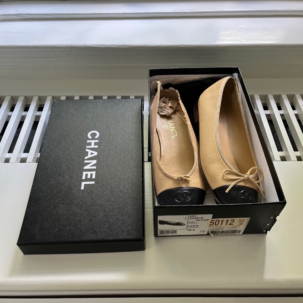 Chanel Black and Tan Classic Ballerinas Loafers